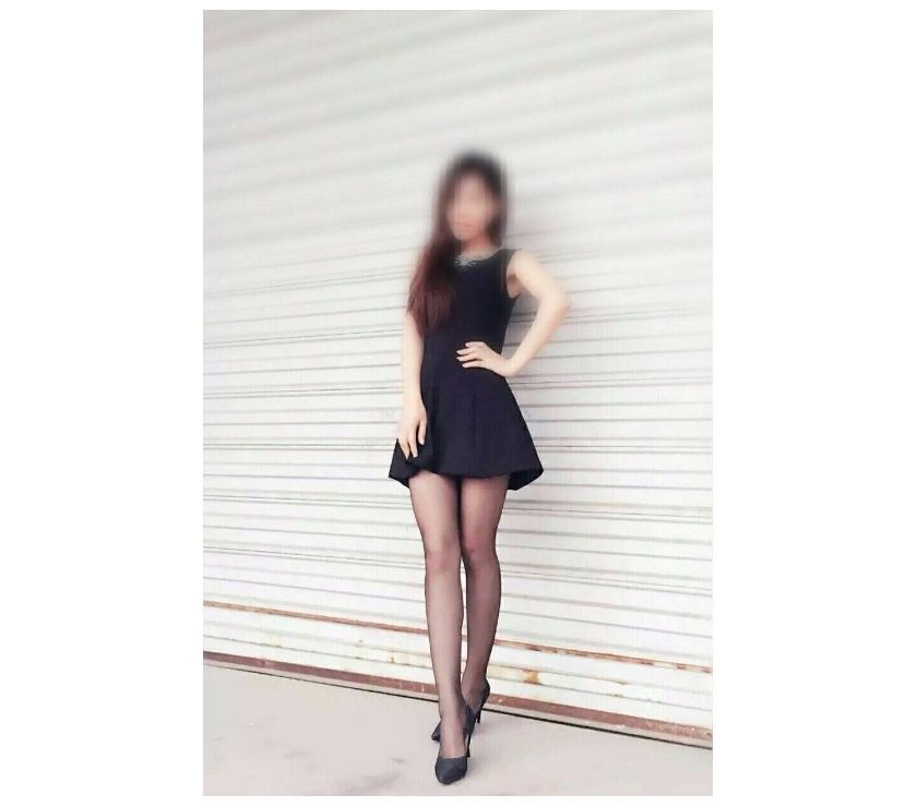 Jeune masseuse à Paris